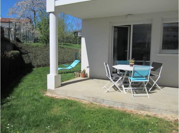 Superbe Appart Avec Jardin Et Piscine Cambo-les-Bains Exterior photo